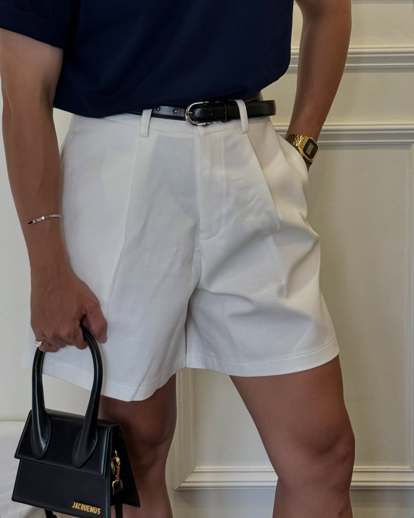 LOW WAIST WHITE LINEN LAINE SHORTS